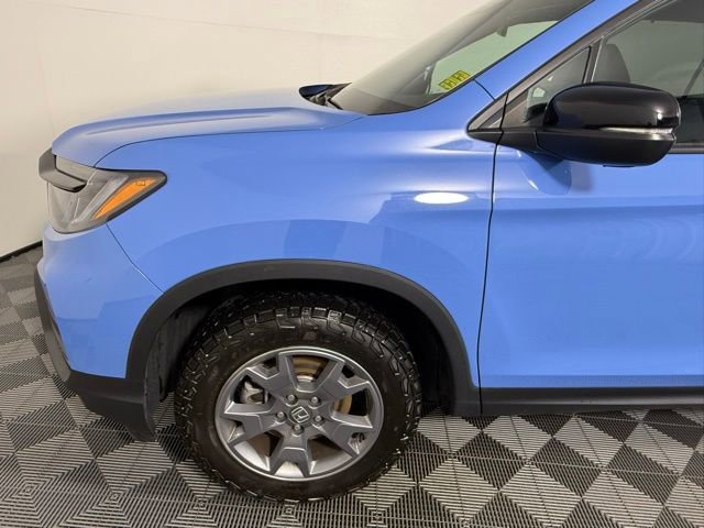 Used 2025 Honda Passport TrailSport image 13