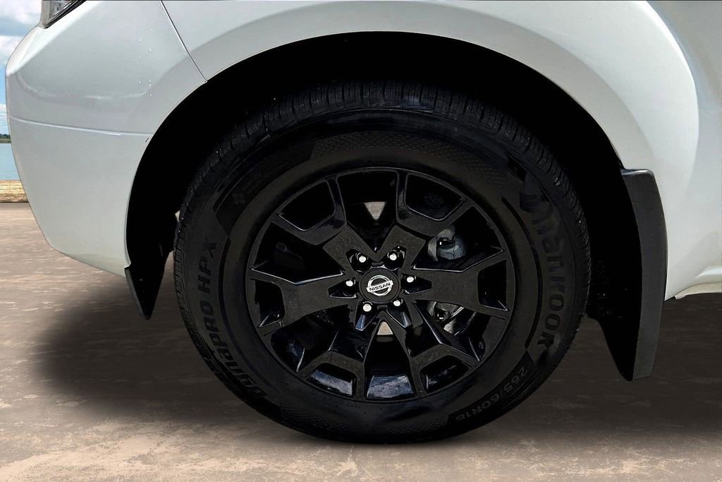 Used 2021 Nissan Frontier SV w/ Midnight Edition Floor Mats AWD/4WD image 37