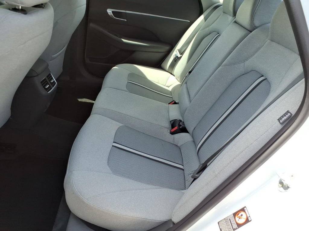 Used 2021 Hyundai Sonata SEL w/ Convenience Package FWD image 10