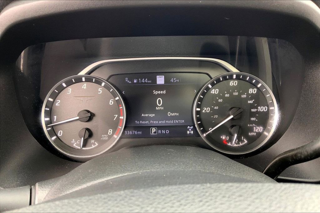 Used 2021 Nissan Titan SL w/ Moonroof Package image 10