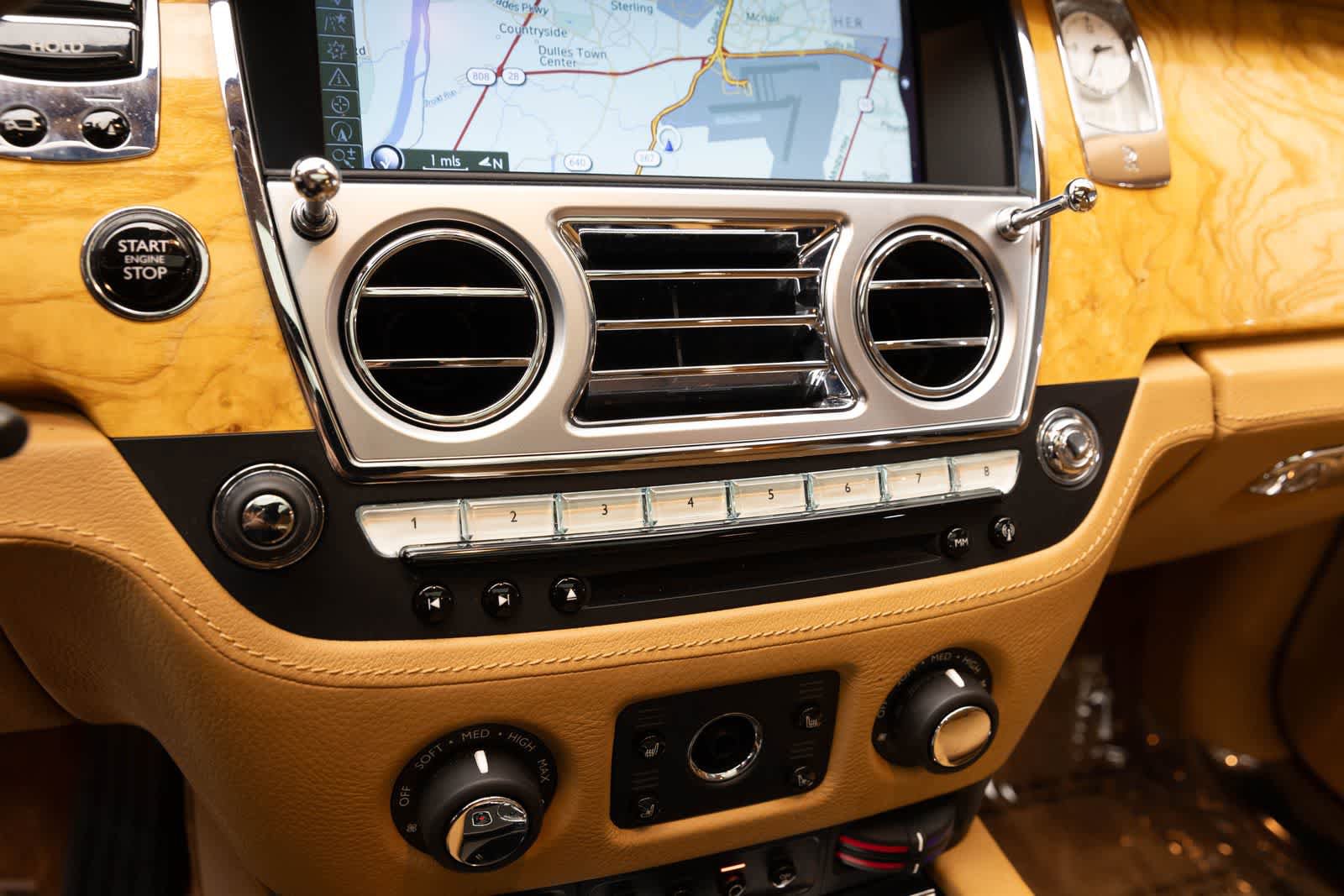 Used 2013 Rolls-Royce Ghost RWD image 26