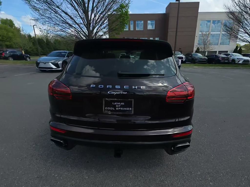 Used 2016 Porsche Cayenne image 7