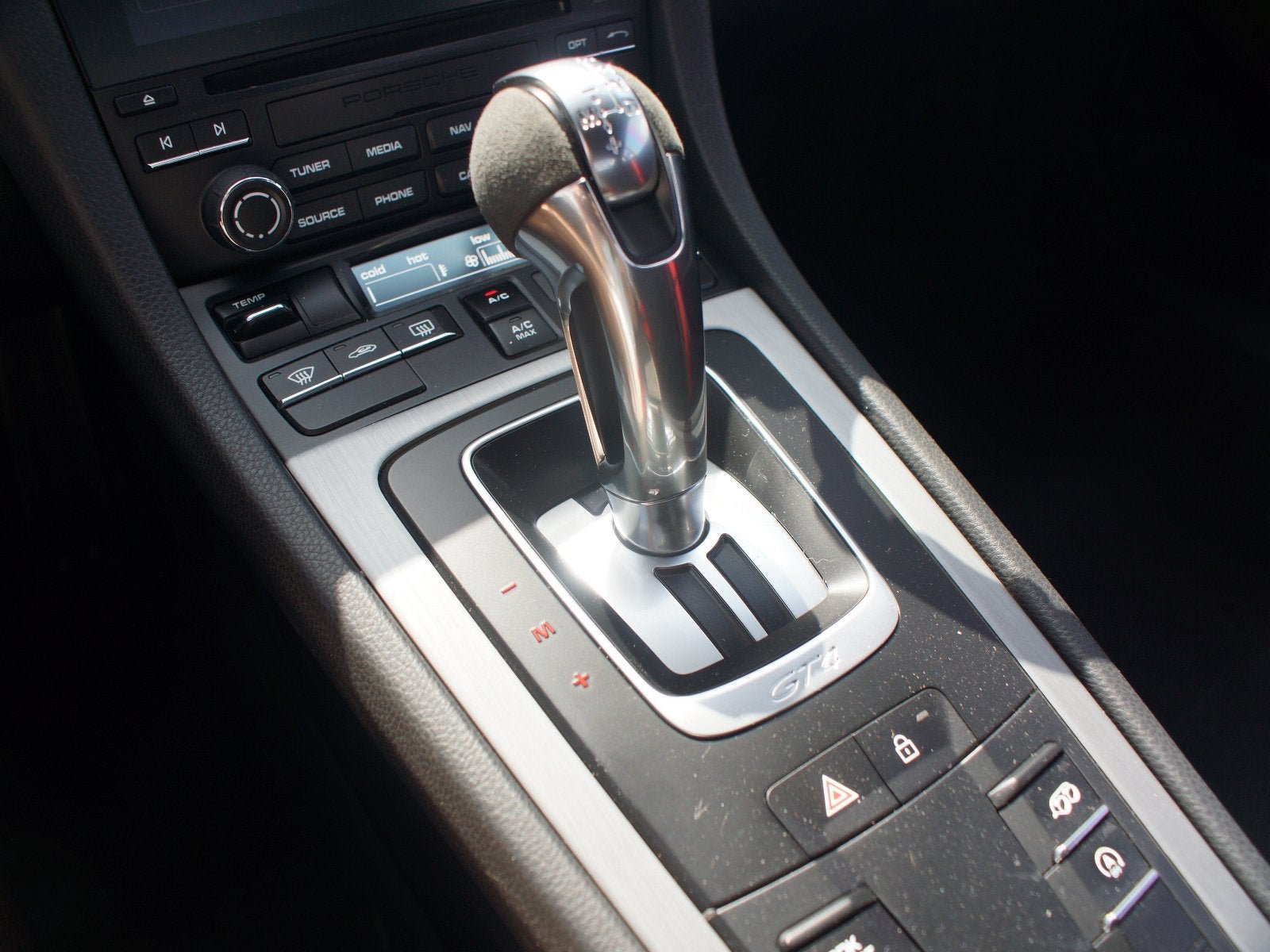 Used 2021 Porsche 718 Cayman GT4 RWD image 8