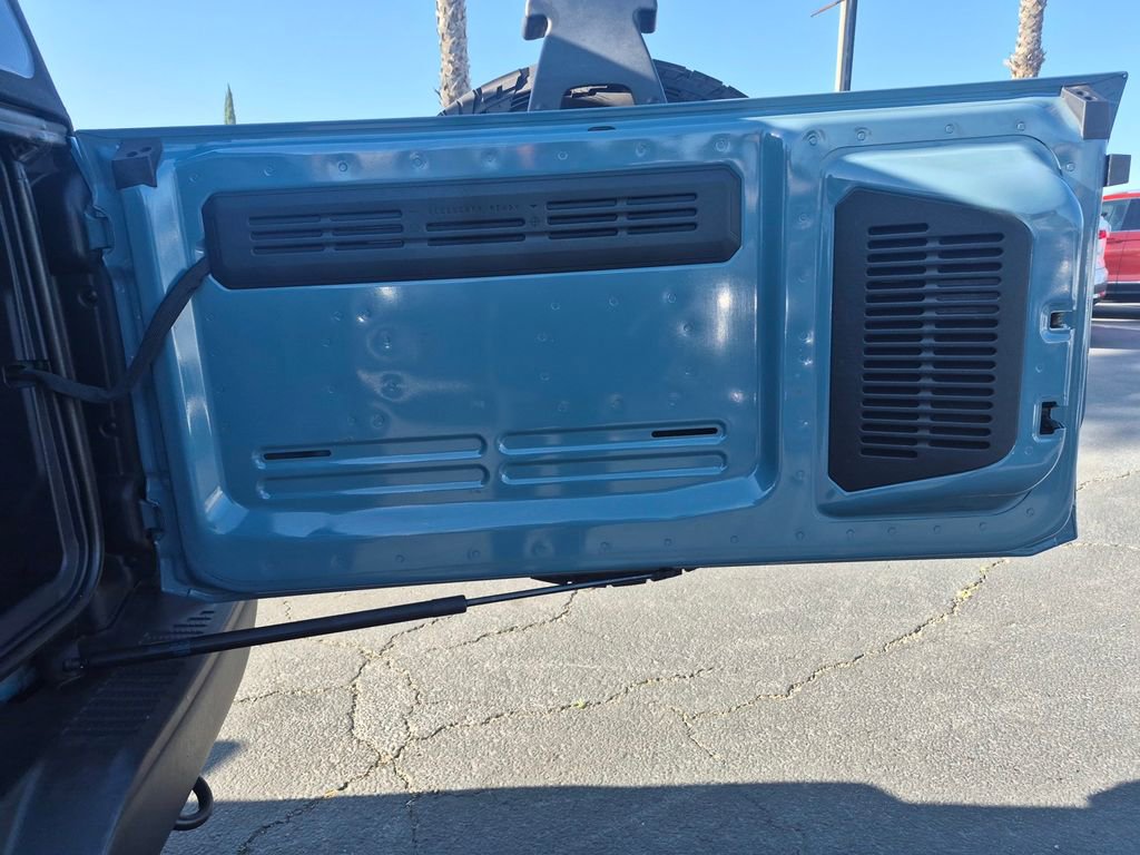 Used 2021 Ford Bronco Black Diamond image 31