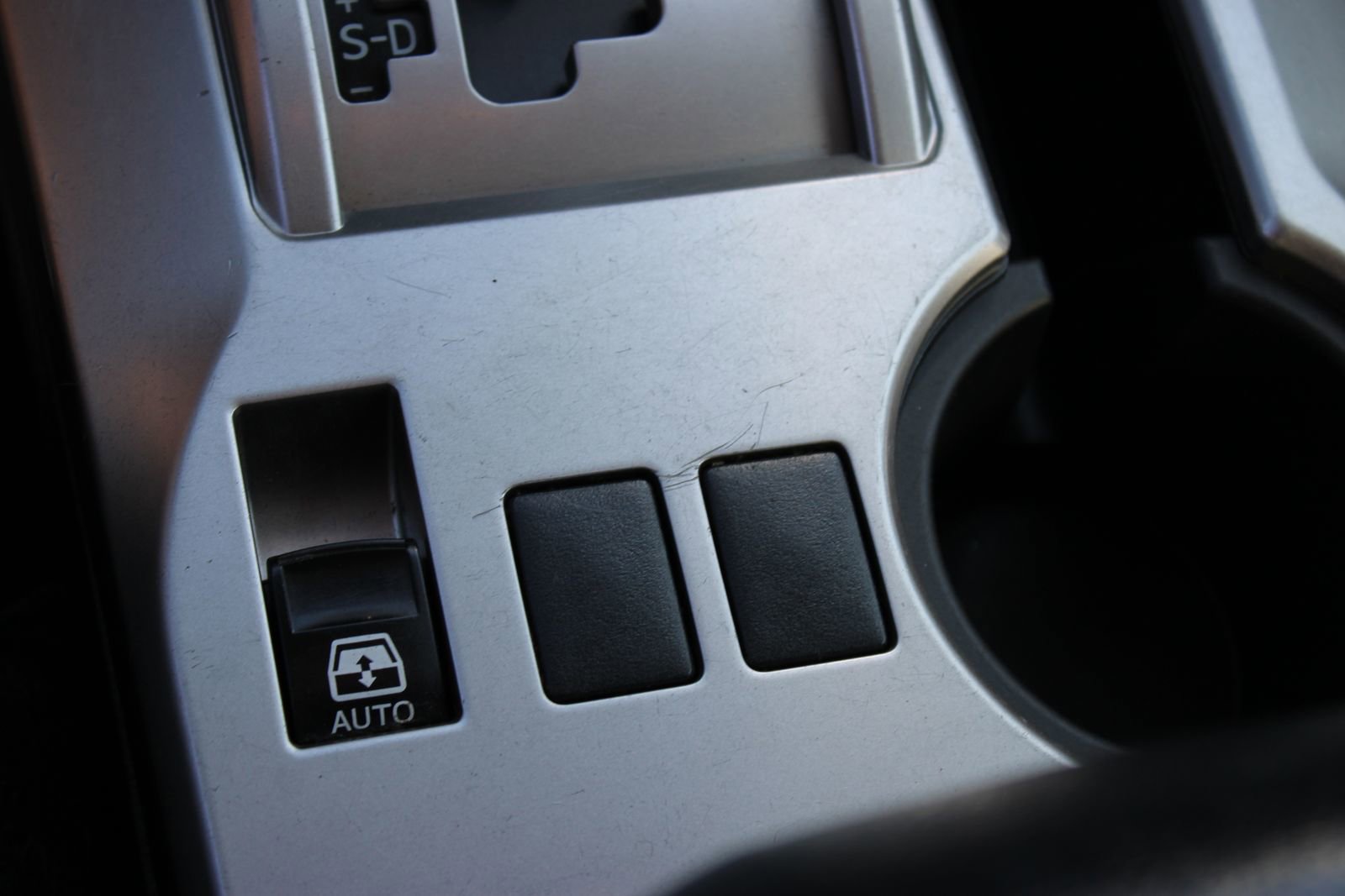 Used 2015 Toyota 4Runner Limited image 18