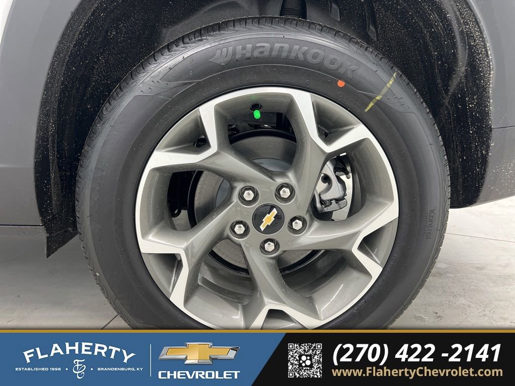 New 2026 Chevrolet Trax LT image 19