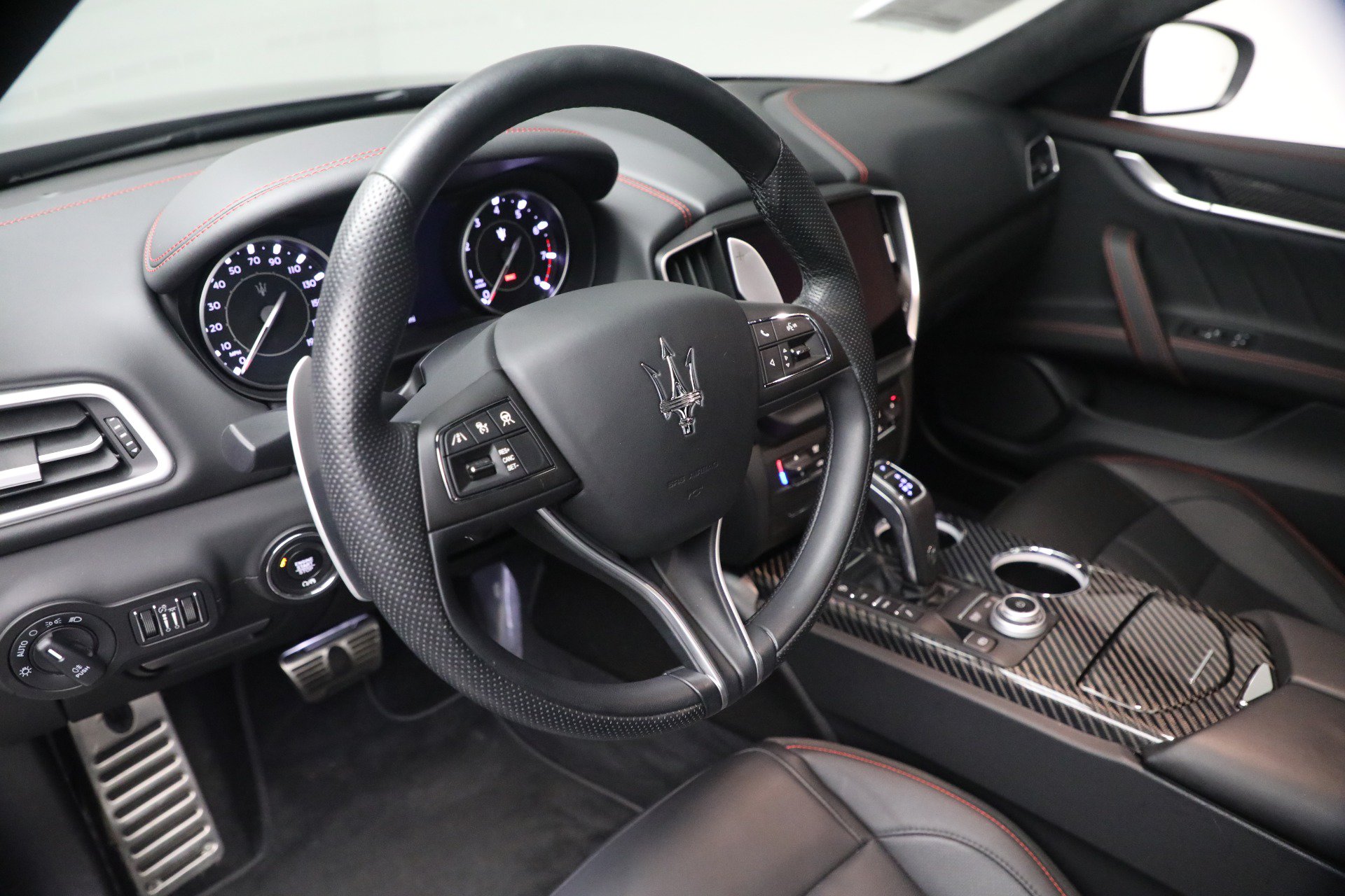 Certified 2023 Maserati Ghibli Modena Q4 AWD/4WD image 22