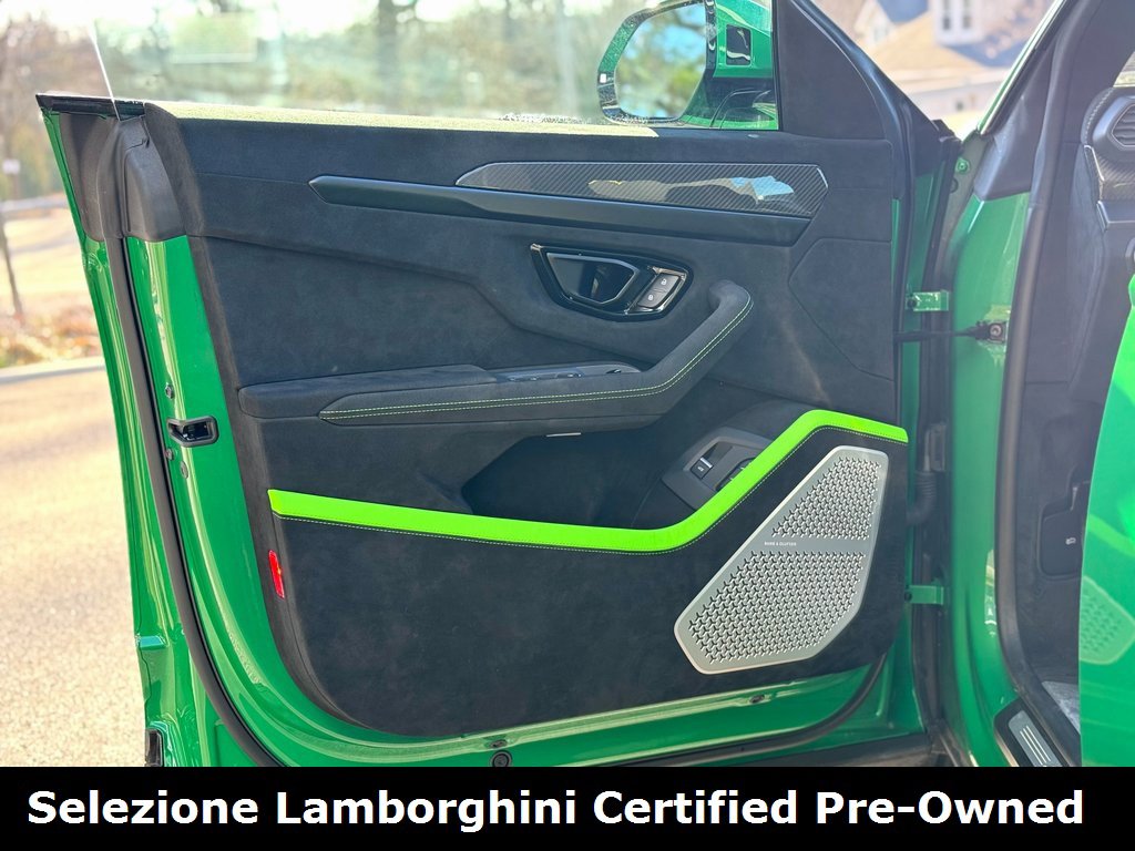 Used 2024 Lamborghini Urus Performante image 12