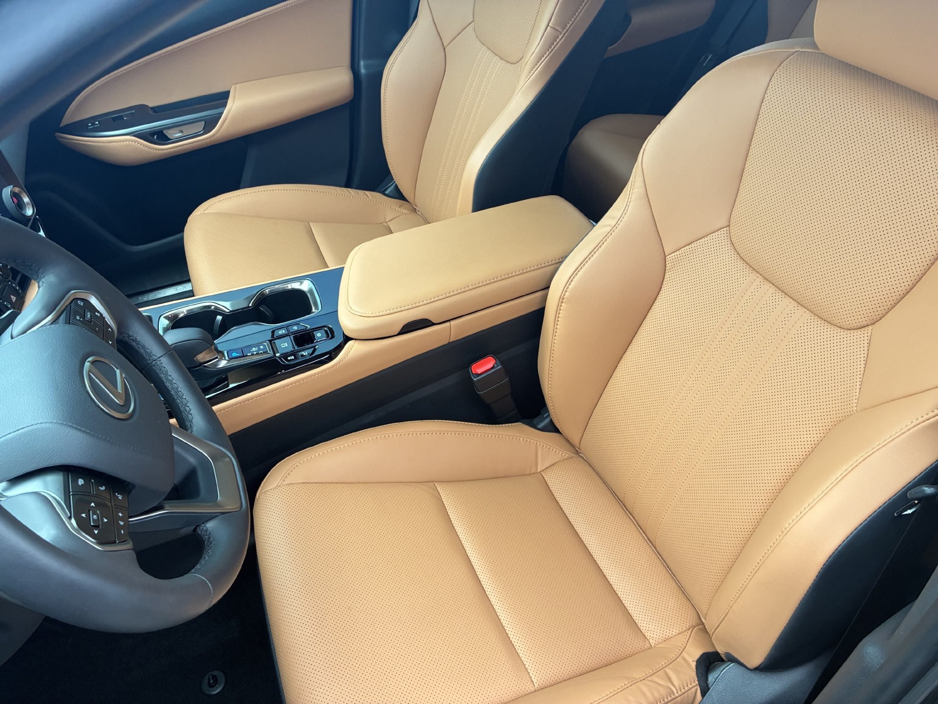 Used 2025 Lexus NX 350 AWD w/ Premium Package image 15
