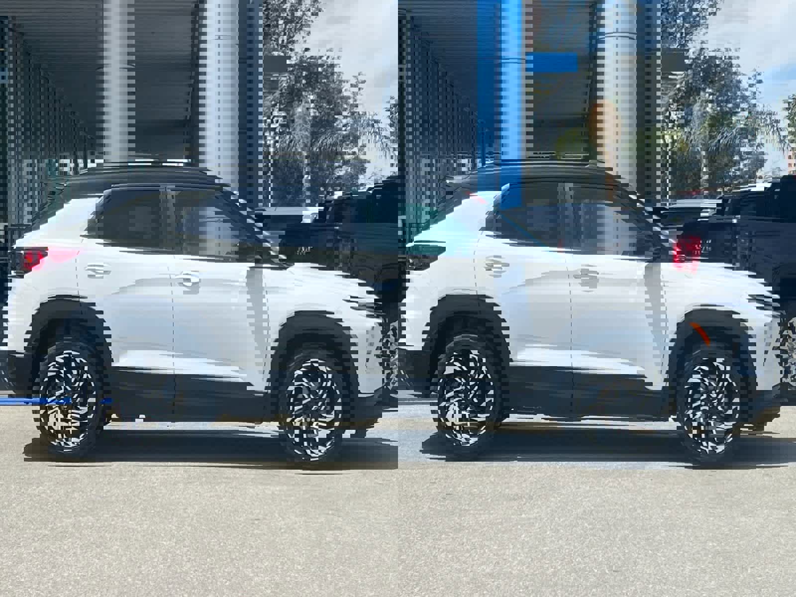 Used 2024 Chevrolet TrailBlazer RS w/ Convenience Package image 6