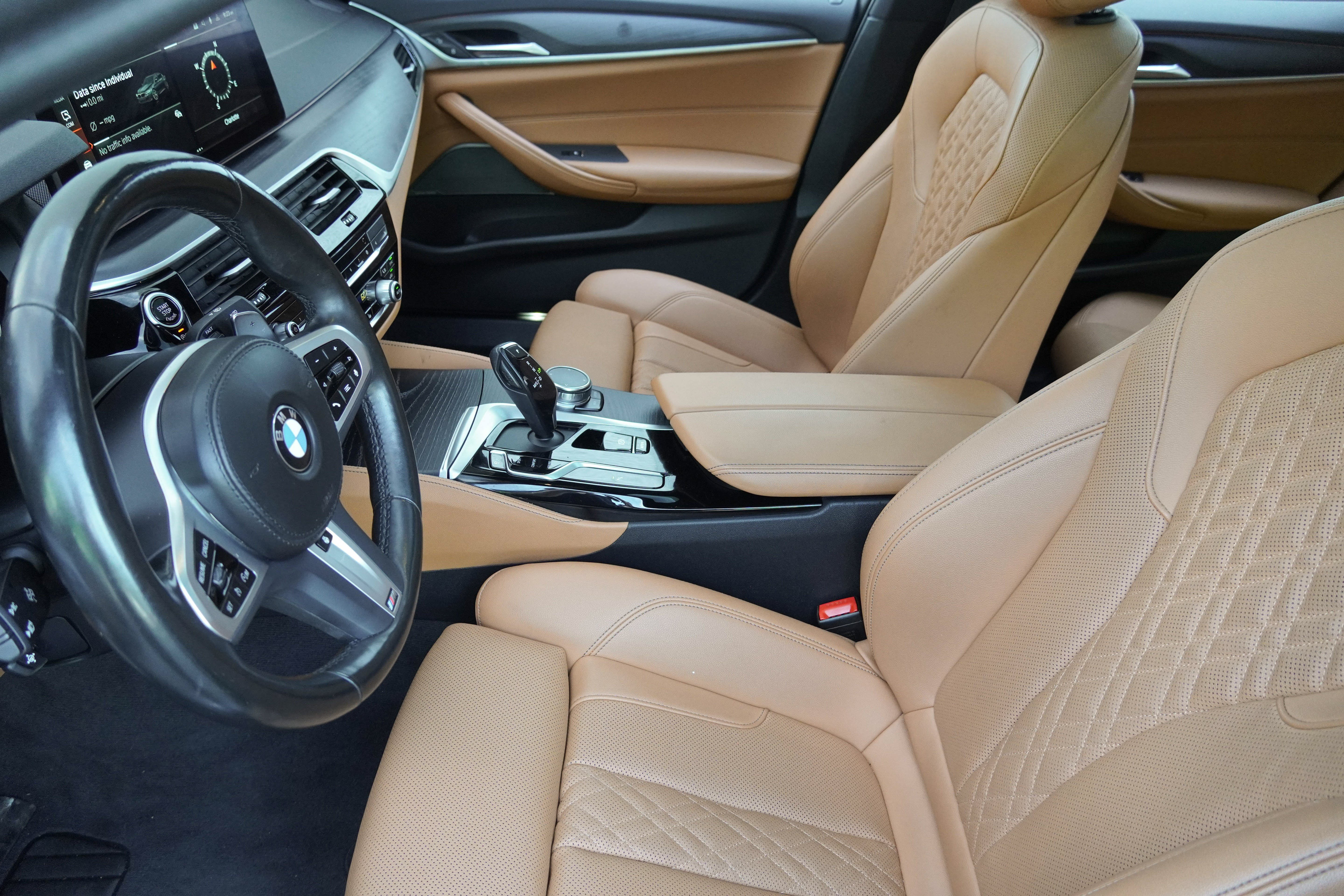 Used 2023 BMW 530i xDrive w/ M Sport Package AWD/4WD image 11