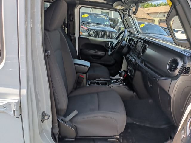 Certified 2022 Jeep Wrangler Unlimited Sport AWD/4WD image 29