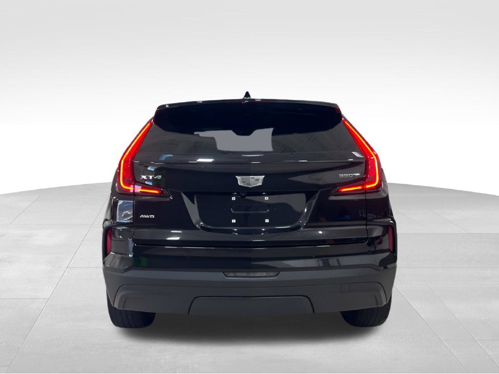 Used 2024 Cadillac XT4 Luxury w/ Cold Weather Package AWD/4WD image 28