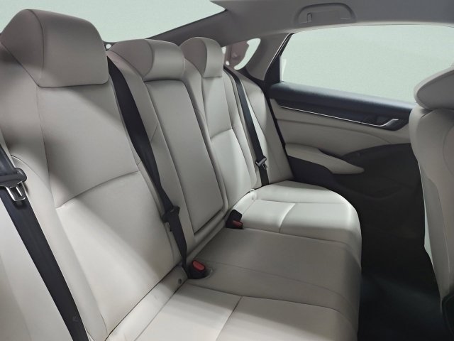 Certified 2022 Honda Accord LX image 17