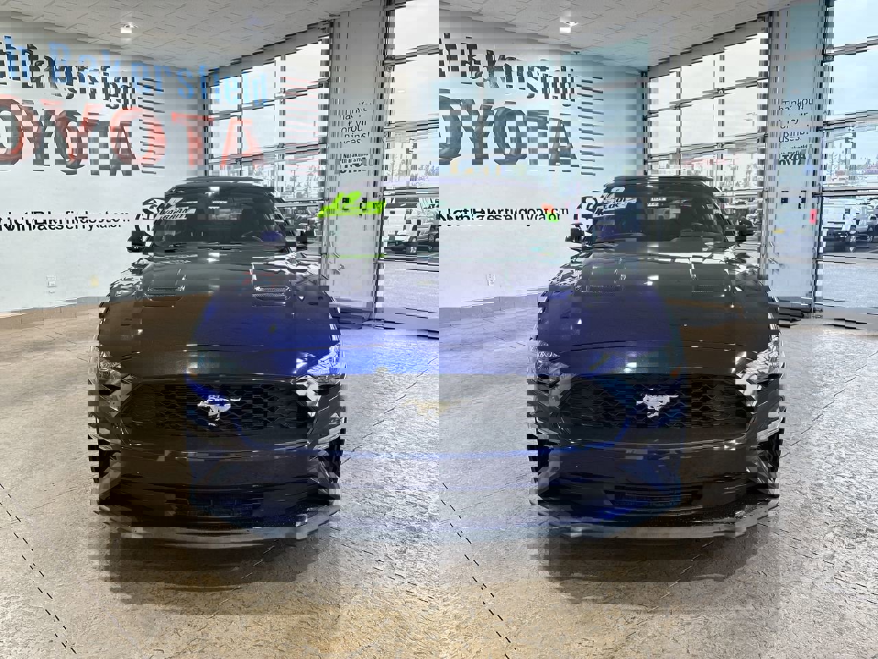 Used 2019 Ford Mustang Coupe image 5