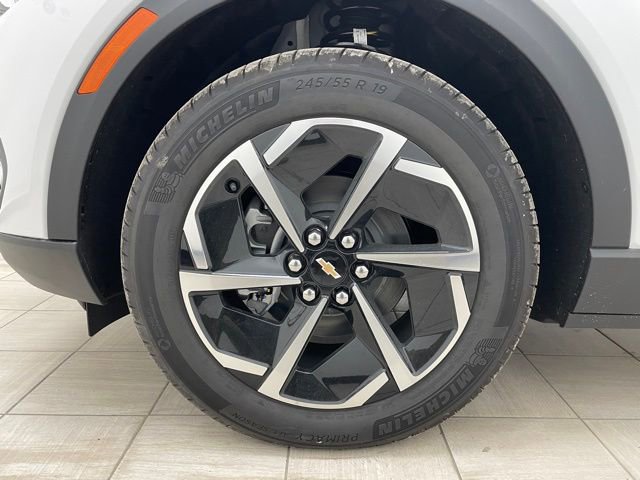 New 2026 Chevrolet Equinox EV LT image 7