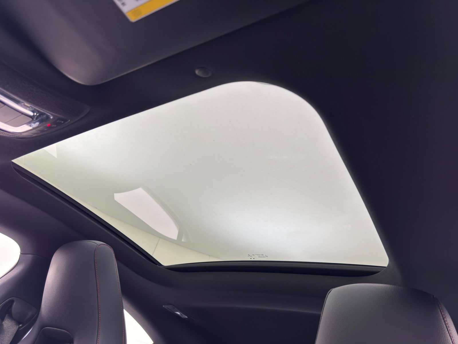 Used 2020 Mercedes-Benz CLA 250 image 11