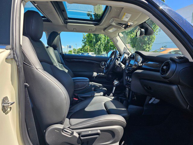 Used 2019 MINI Cooper S w/ Premium Package FWD image 10