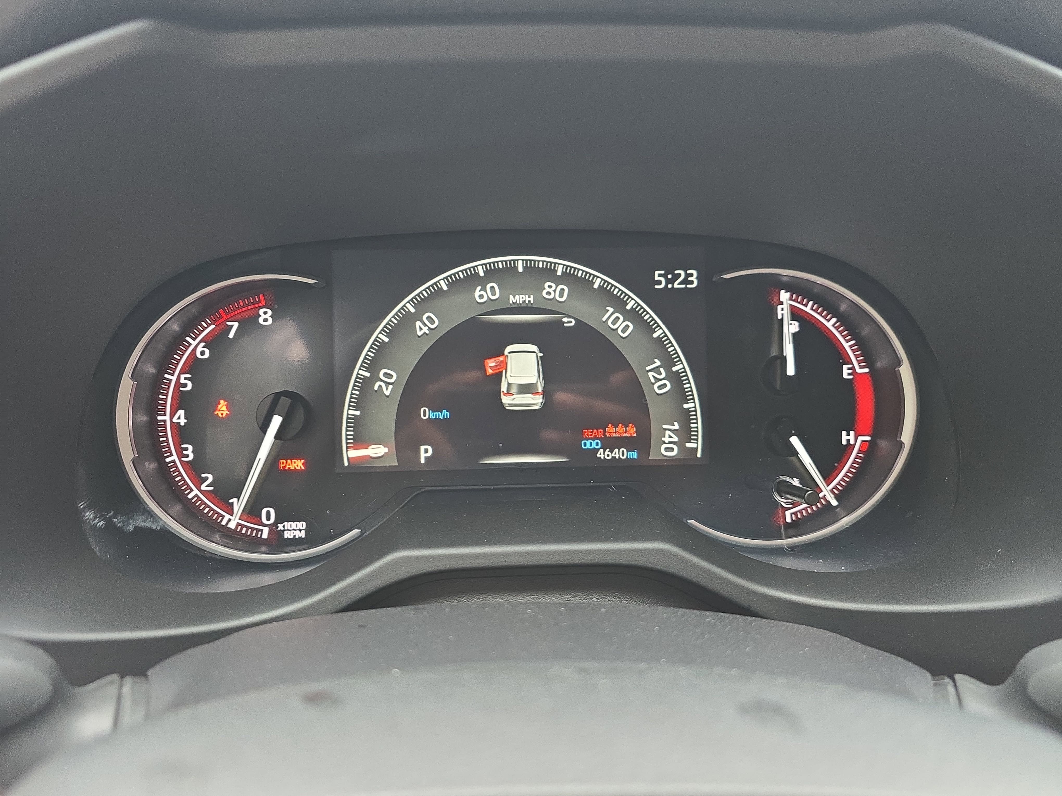 Used 2025 Toyota RAV4 XLE w/ Convenience Package FWD image 18