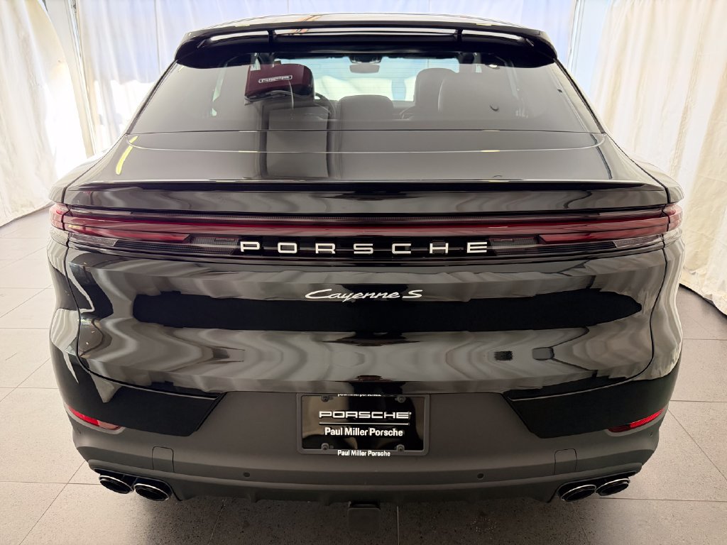 New 2026 Porsche Cayenne S AWD/4WD image 8
