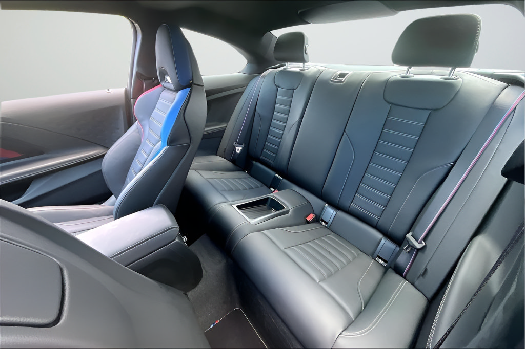 New 2026 BMW M2 w/ Lighting Package RWD image 18