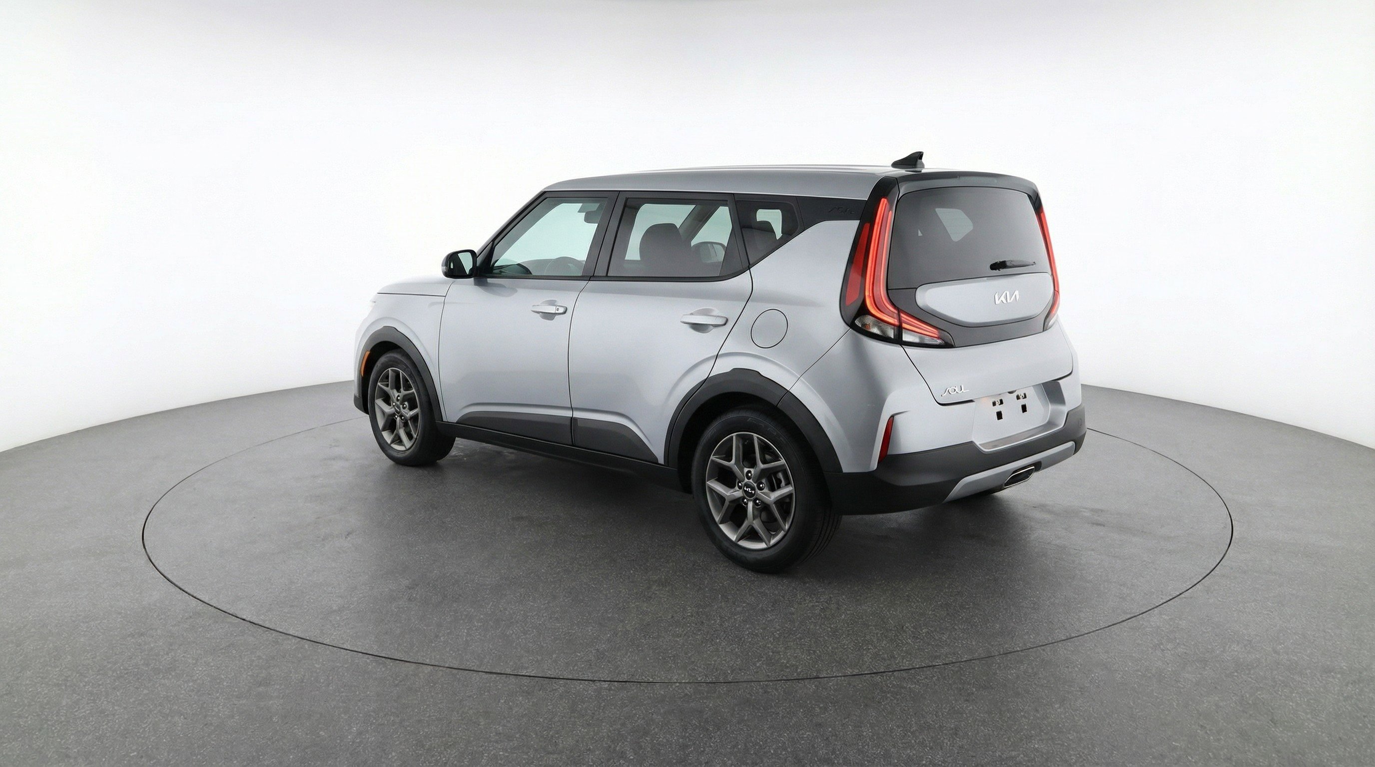 Used 2025 Kia Soul LX w/ LX Technology Package image 6