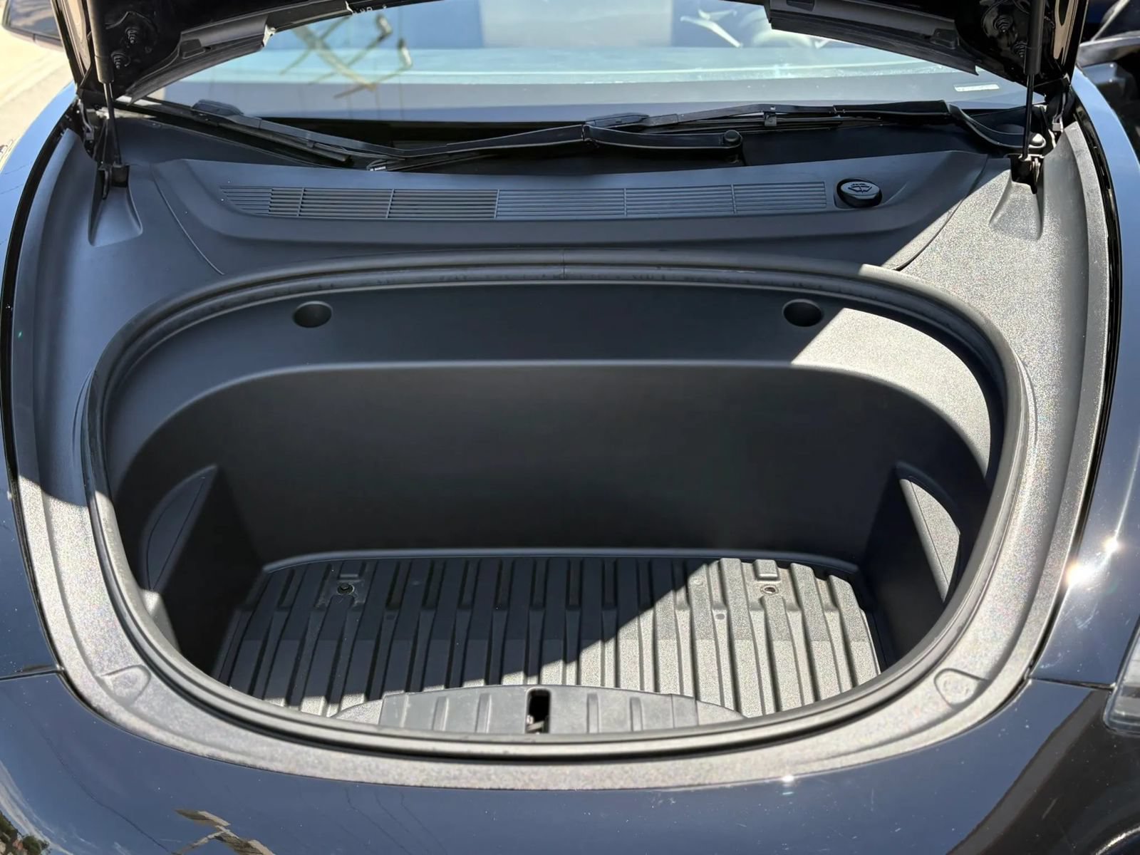 Used 2023 Tesla Model 3 Standard Range RWD image 14