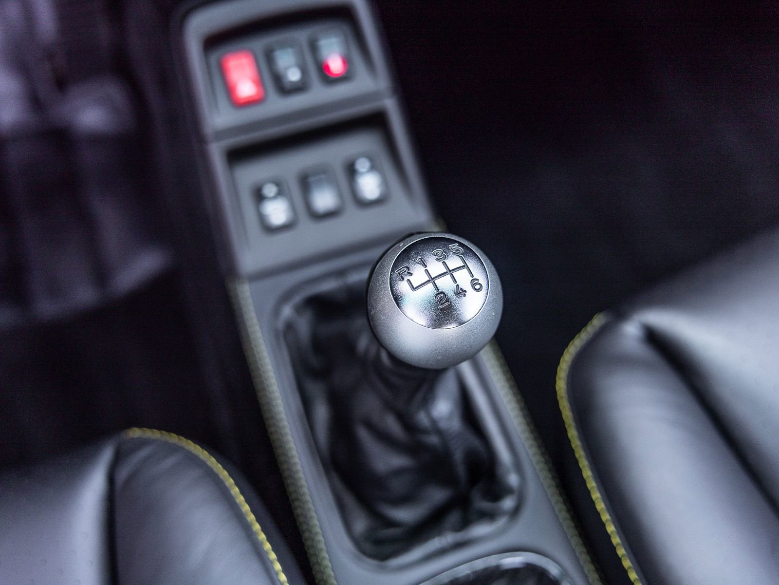 Used 1996 Porsche 911 Carrera 4S AWD/4WD image 16
