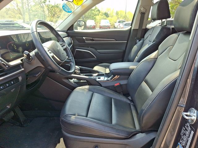 Certified 2024 Kia Telluride S w/ S Sunroof Package image 14