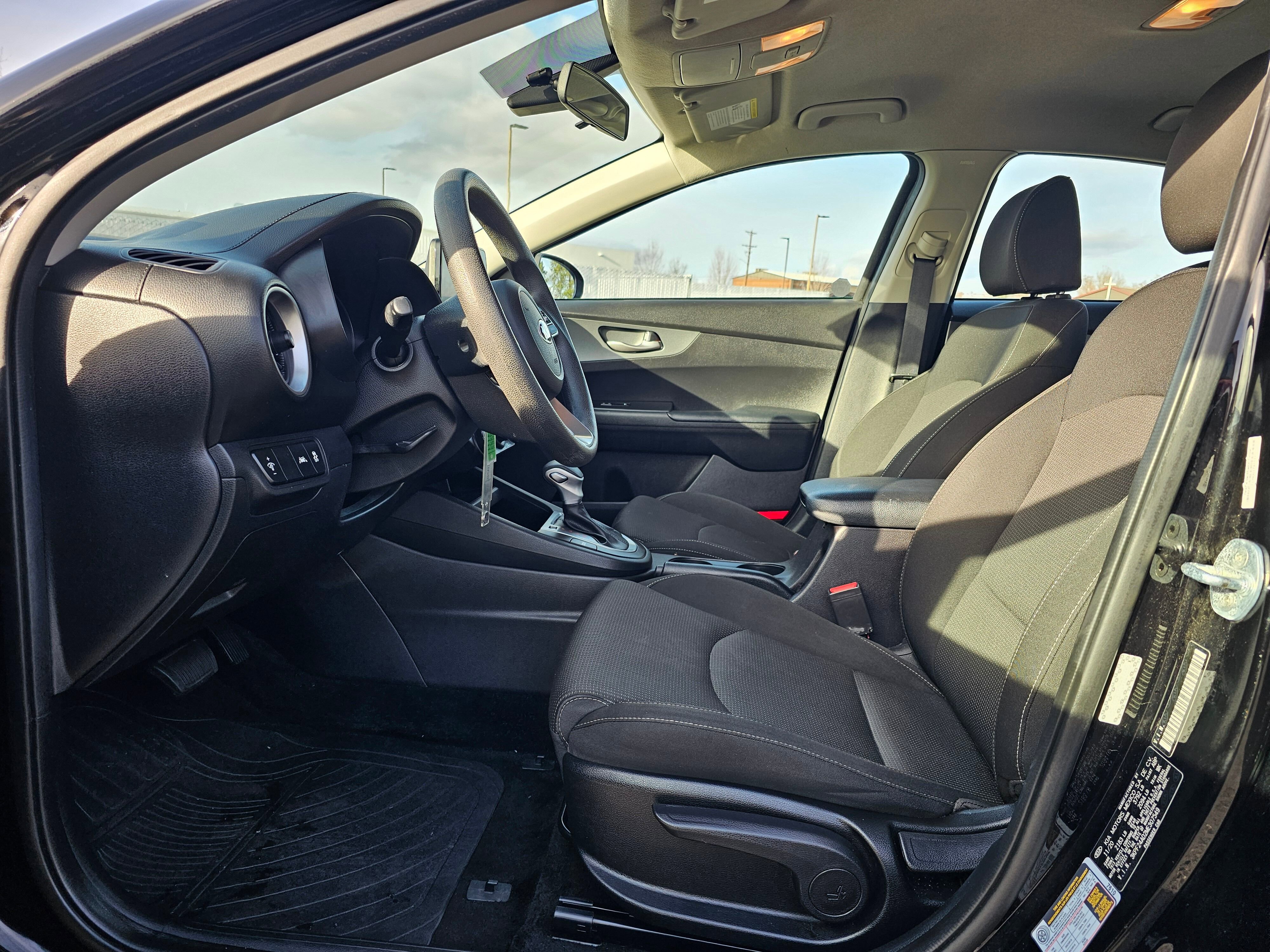 Used 2021 Kia Forte LXS image 11