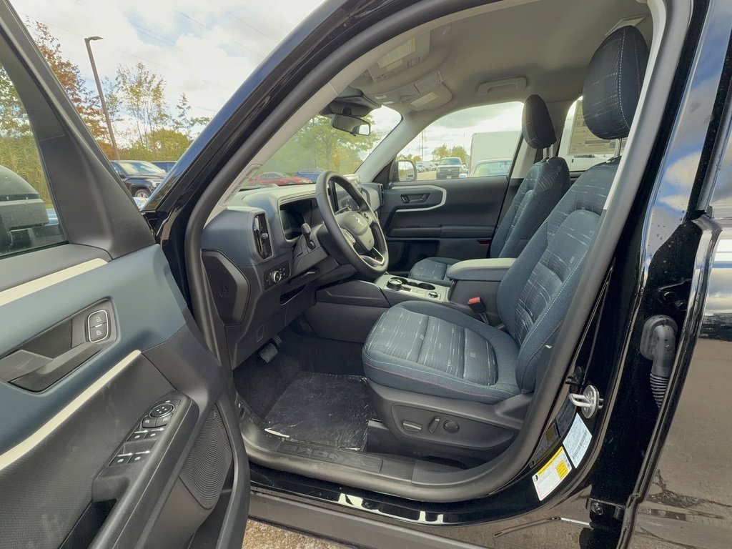 New 2025 Ford Bronco Sport Heritage w/ Convenience Package image 11