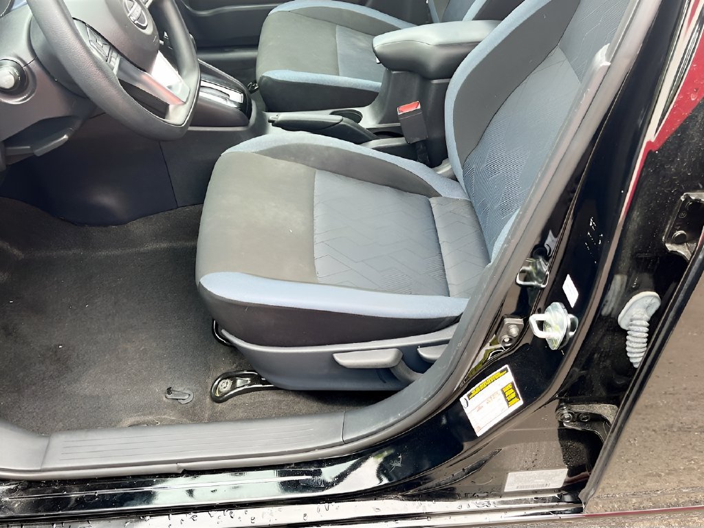 Used 2024 Nissan Versa SV w/ Trunk Package FWD image 17