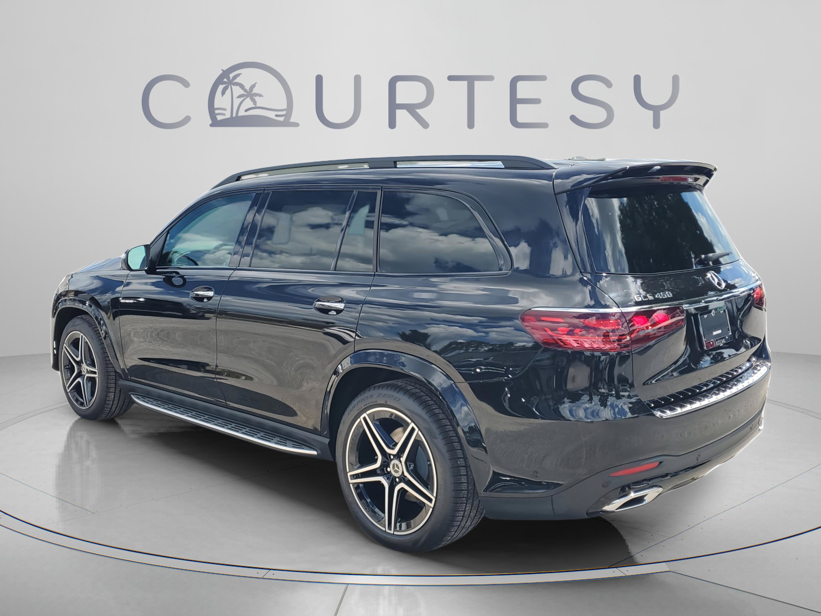 Certified 2026 Mercedes-Benz GLS 450 4MATIC image 3