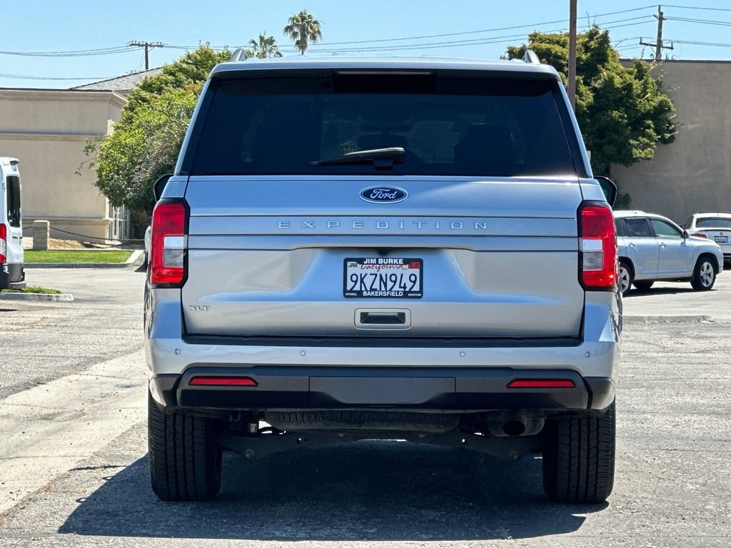 Certified 2022 Ford Expedition XLT AWD/4WD image 4