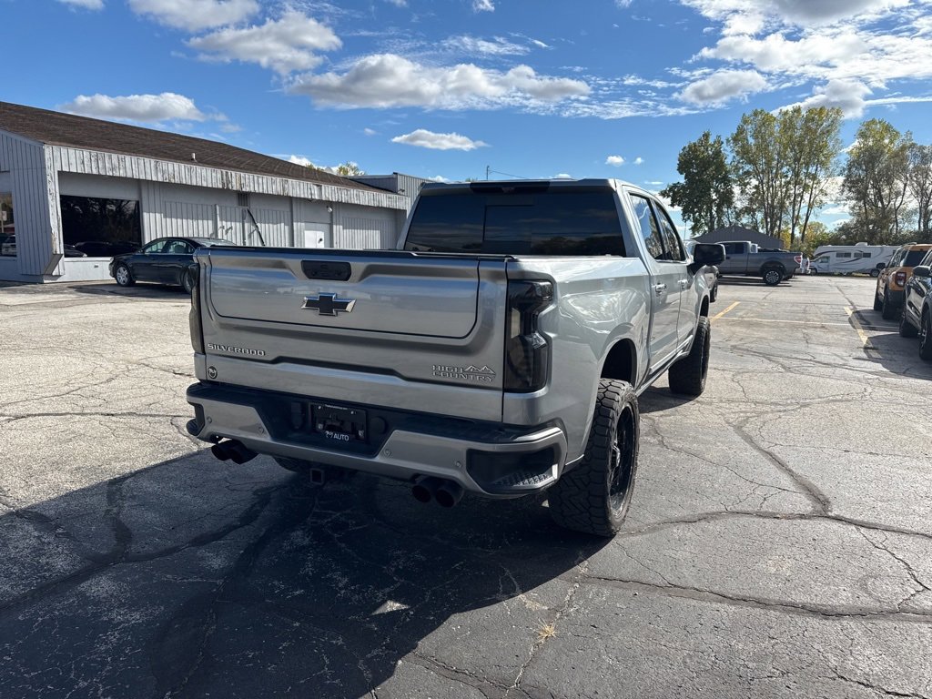 Used 2024 Chevrolet Silverado 1500 High Country w/ Technology Package image 14