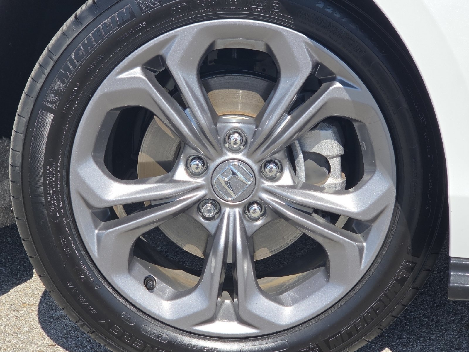 Used 2024 Honda Accord EX image 9
