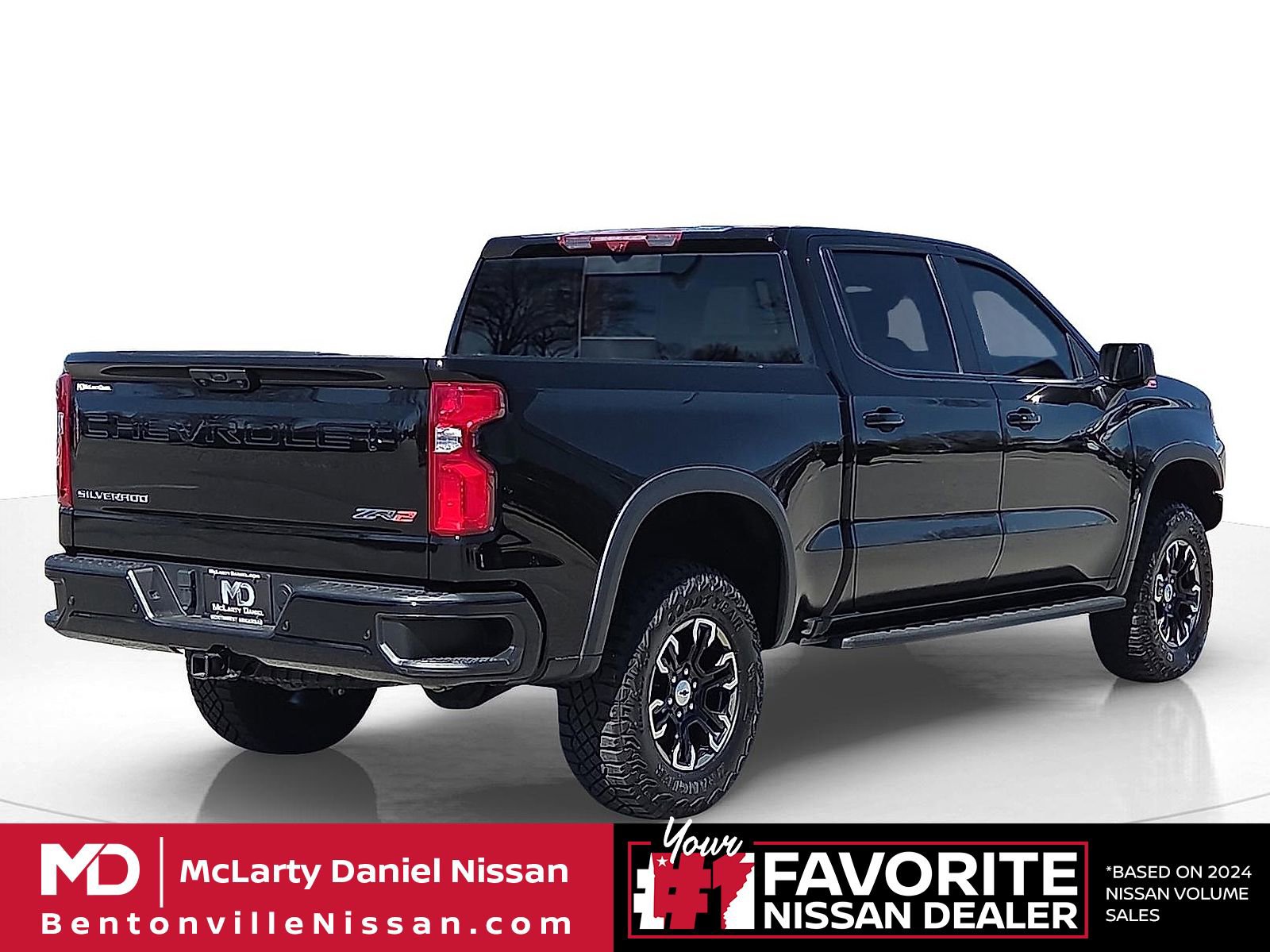 Used 2024 Chevrolet Silverado 1500 ZR2 w/ Technology Package image 5