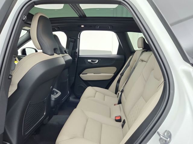 New 2026 Volvo XC60 B5 Plus w/ Climate Package image 33