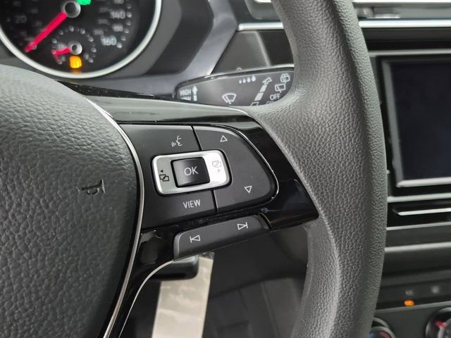 Used 2019 Volkswagen Tiguan S image 25