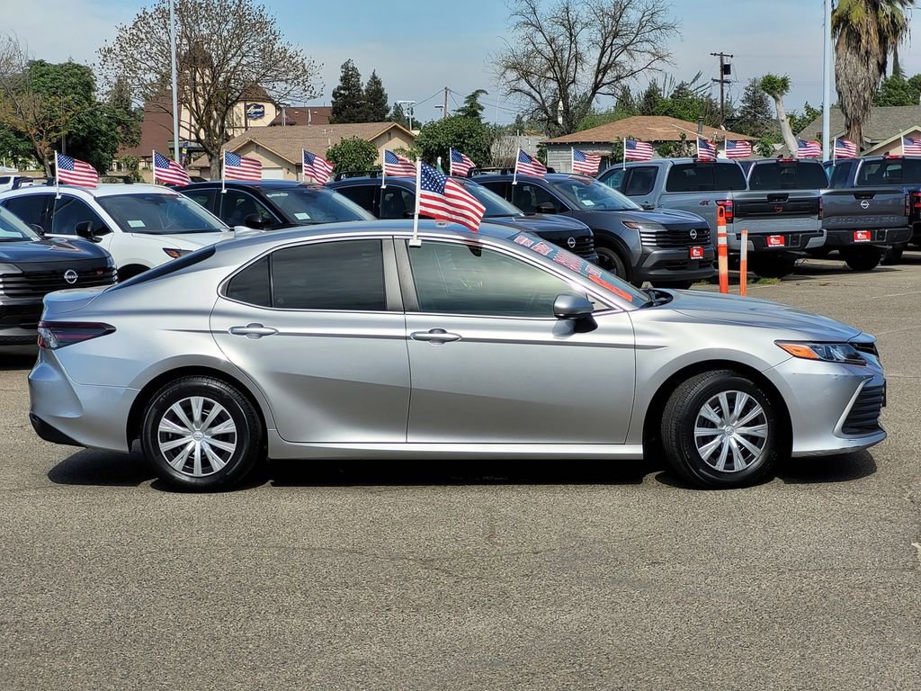 Used 2023 Toyota Camry LE image 4