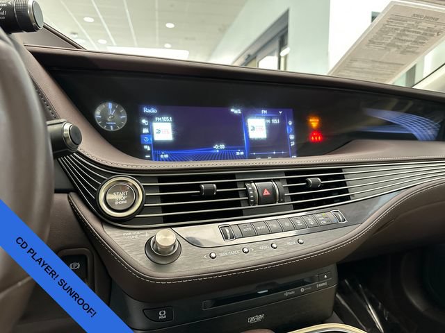 Used 2019 Lexus LS 500 w/ Interior Upgrade Package RWD image 21