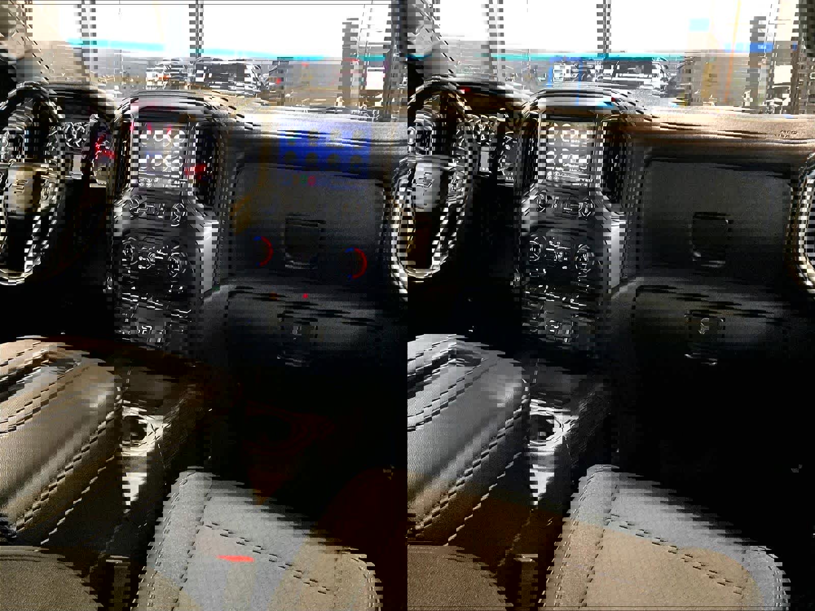 Used 2020 Chevrolet Silverado 1500 LT Trail Boss AWD/4WD image 14