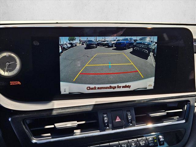 Used 2024 Lexus ES 300h w/ Premium Package FWD image 12
