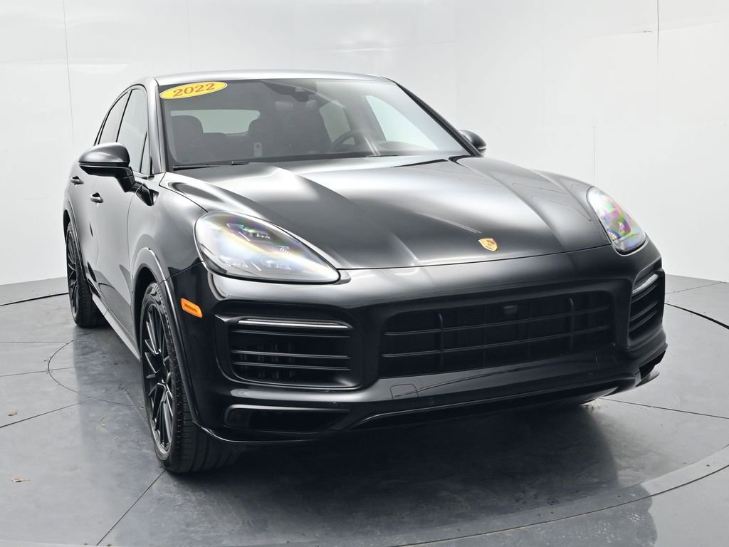 Used 2022 Porsche Cayenne GTS image 2