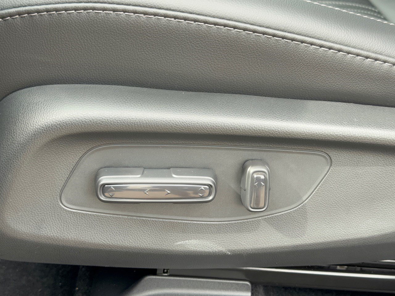 New 2027 Honda HR-V EX-L image 16