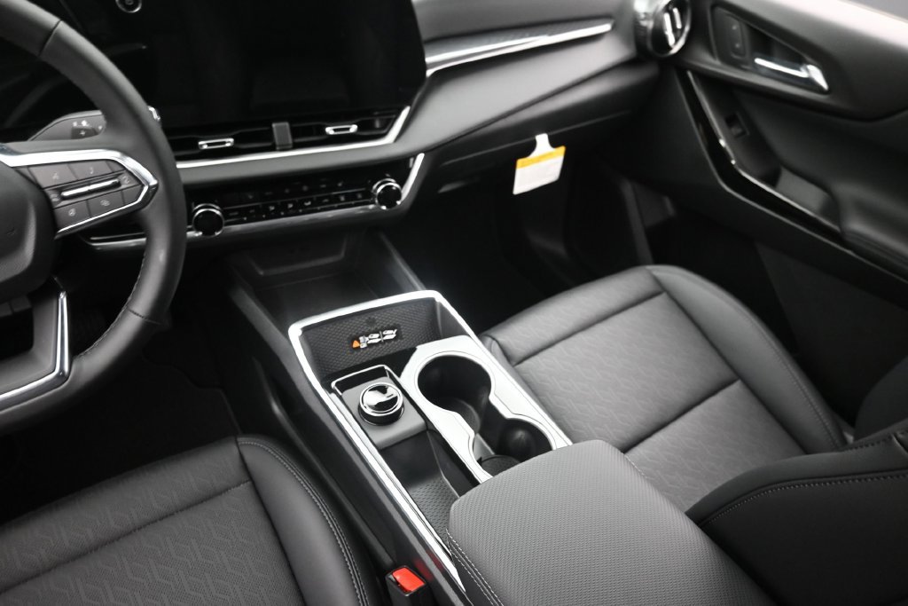 New 2027 Chevrolet Equinox LT w/ Convenience Package II AWD/4WD image 15