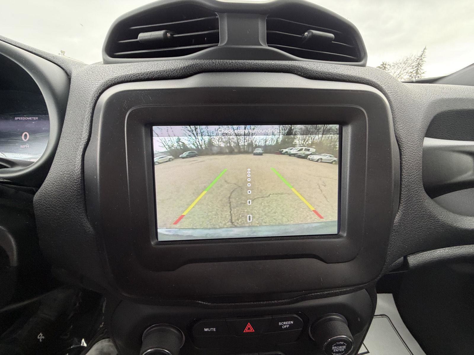 Used 2020 Jeep Renegade Limited image 14
