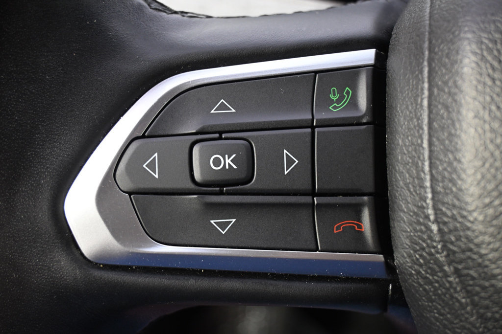 Used 2022 Jeep Compass Latitude AWD/4WD image 34