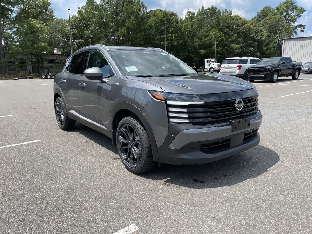 New 2025 Nissan Kicks SR w/ SR Premium Package image 4
