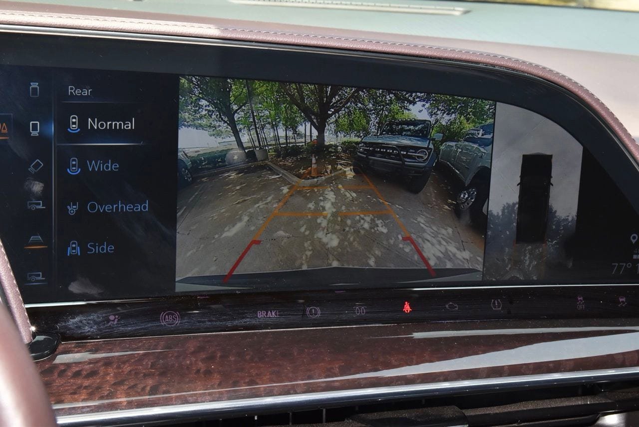 Used 2023 Cadillac Escalade ESV Sport Platinum w/ LPO, ONYX Package AWD/4WD image 29